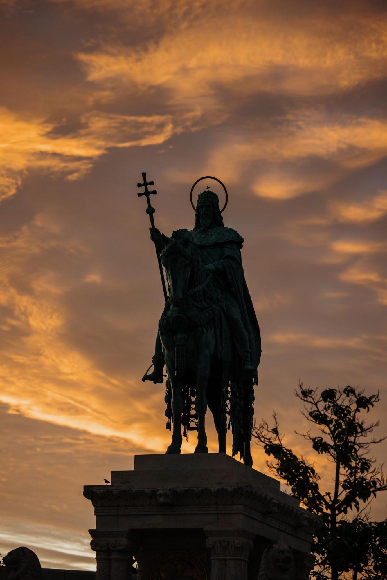 Kira Budapest